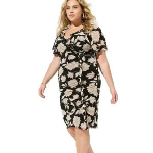 Torrid At the Knee Mesh Surplice Ruffle Slit‎ Dress Size 1X